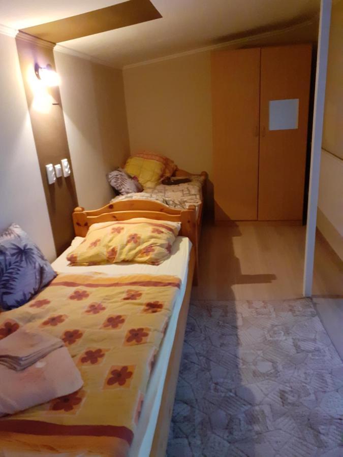 Csilla Apartman Balogunyom Eksteriør billede