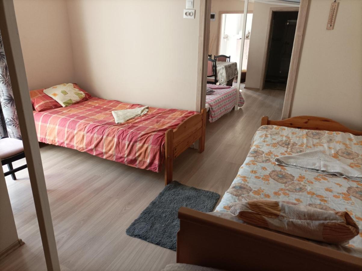 Csilla Apartman Balogunyom Eksteriør billede