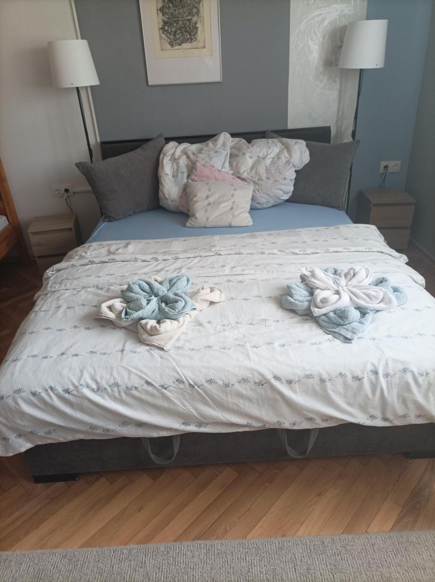 Csilla Apartman Balogunyom Eksteriør billede